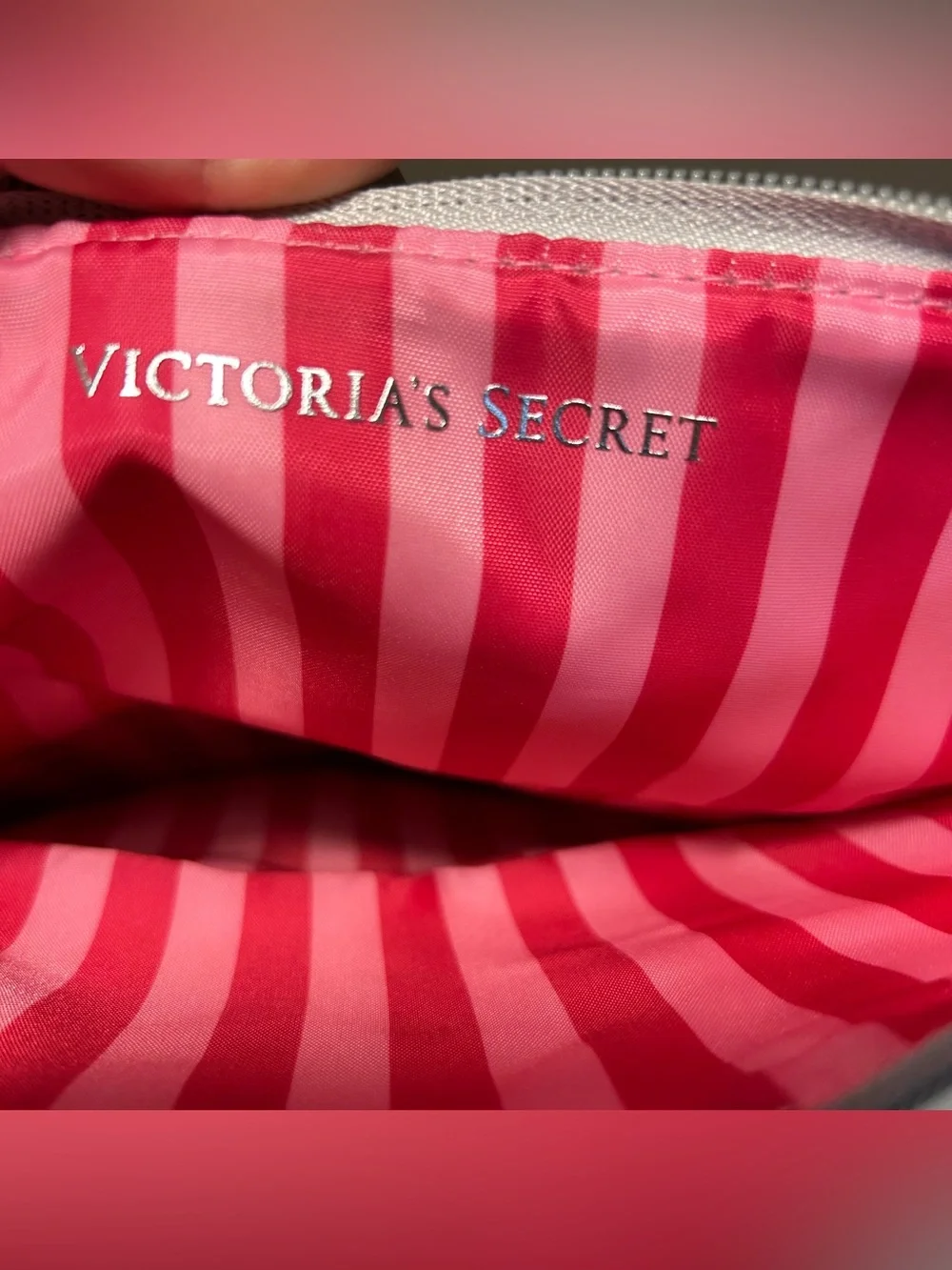 VICTORIA'S SECRET ANGEL SILVER METALLIC FOLD OVER CLUTCH MAKEUP BAG NWOT